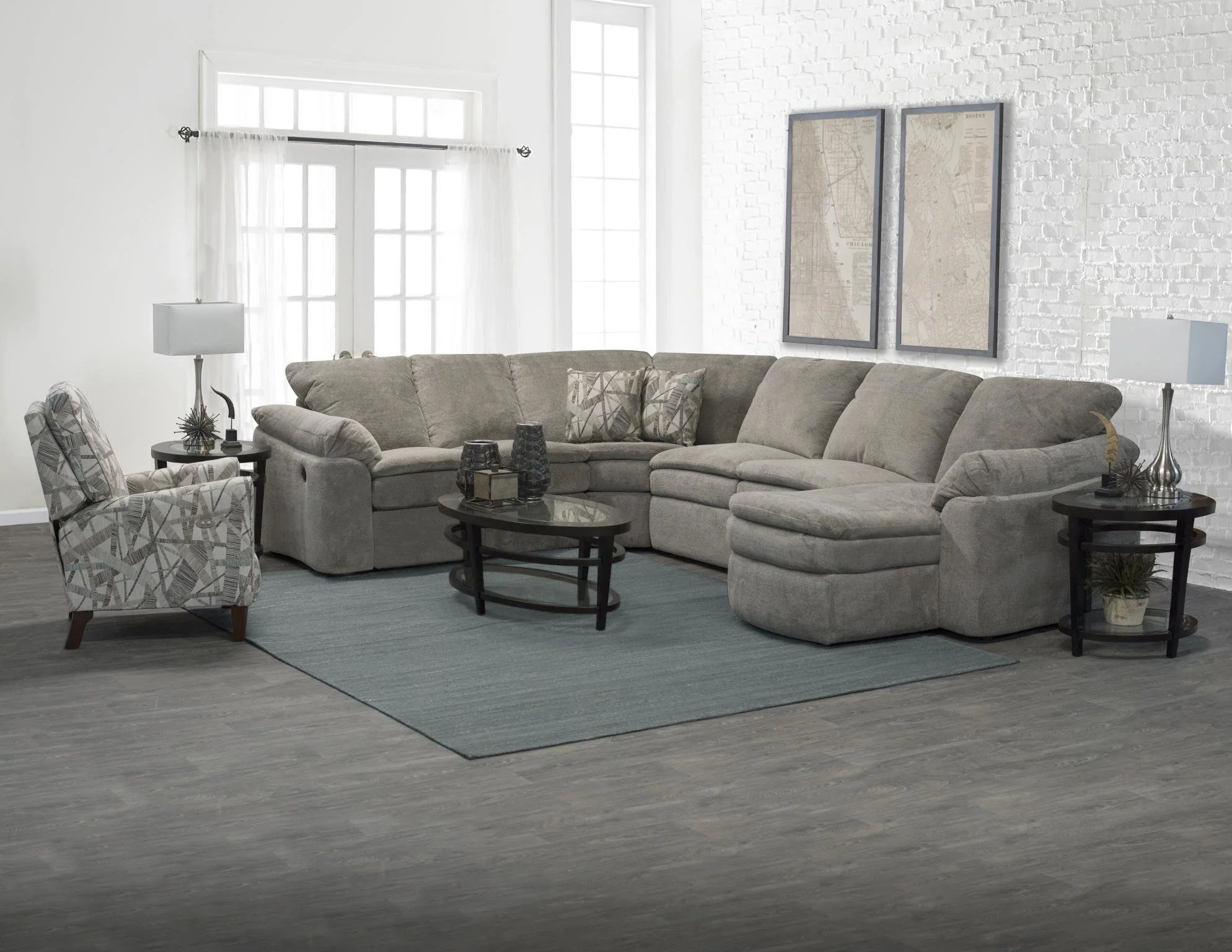 Seneca Falls Sectional - 7300